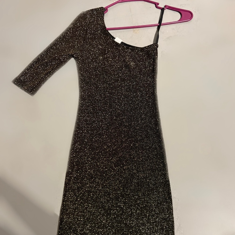 Off the shoulder bodycon dress